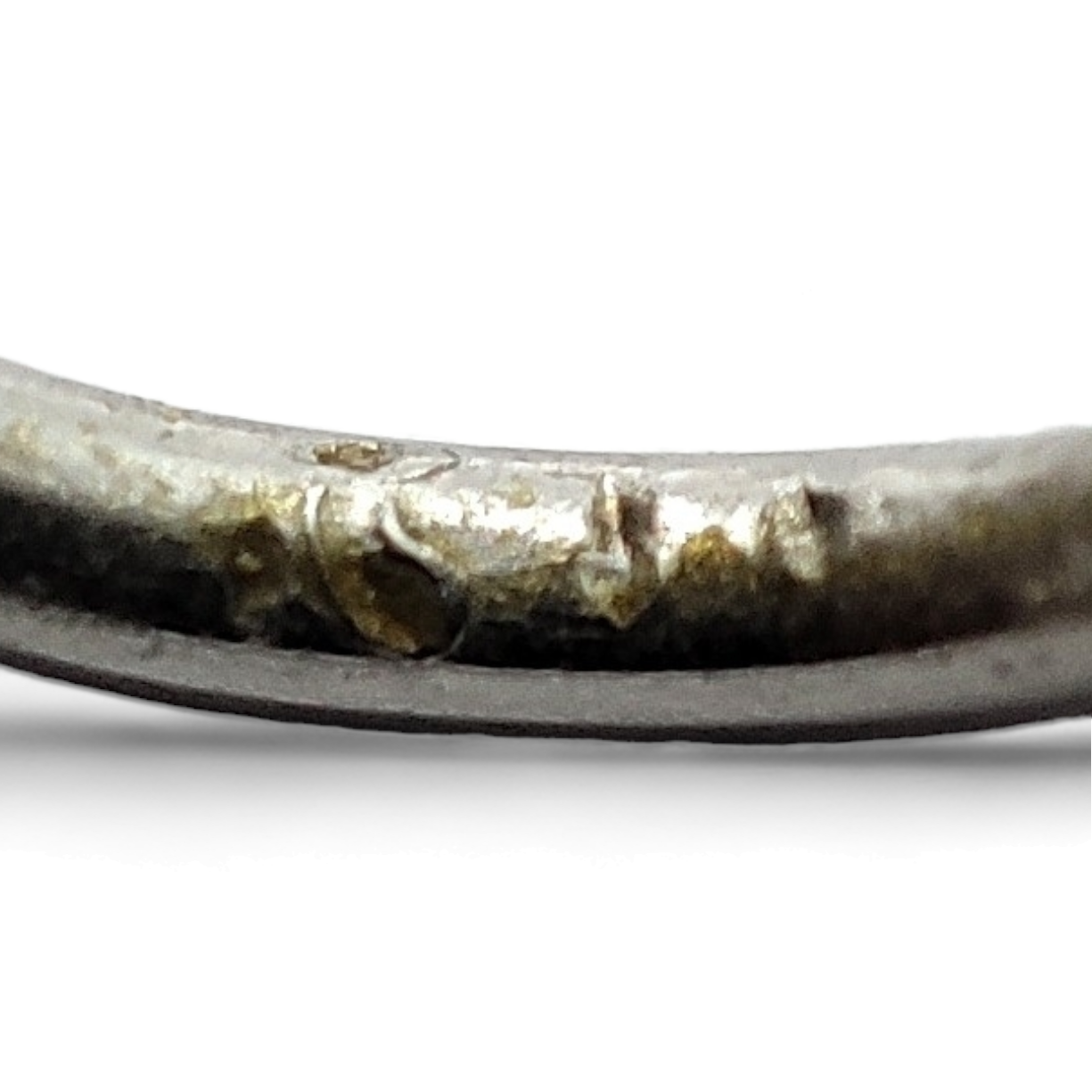 Pendientes bailarina en oro blanco de 18 K con esmerada central y diamantes