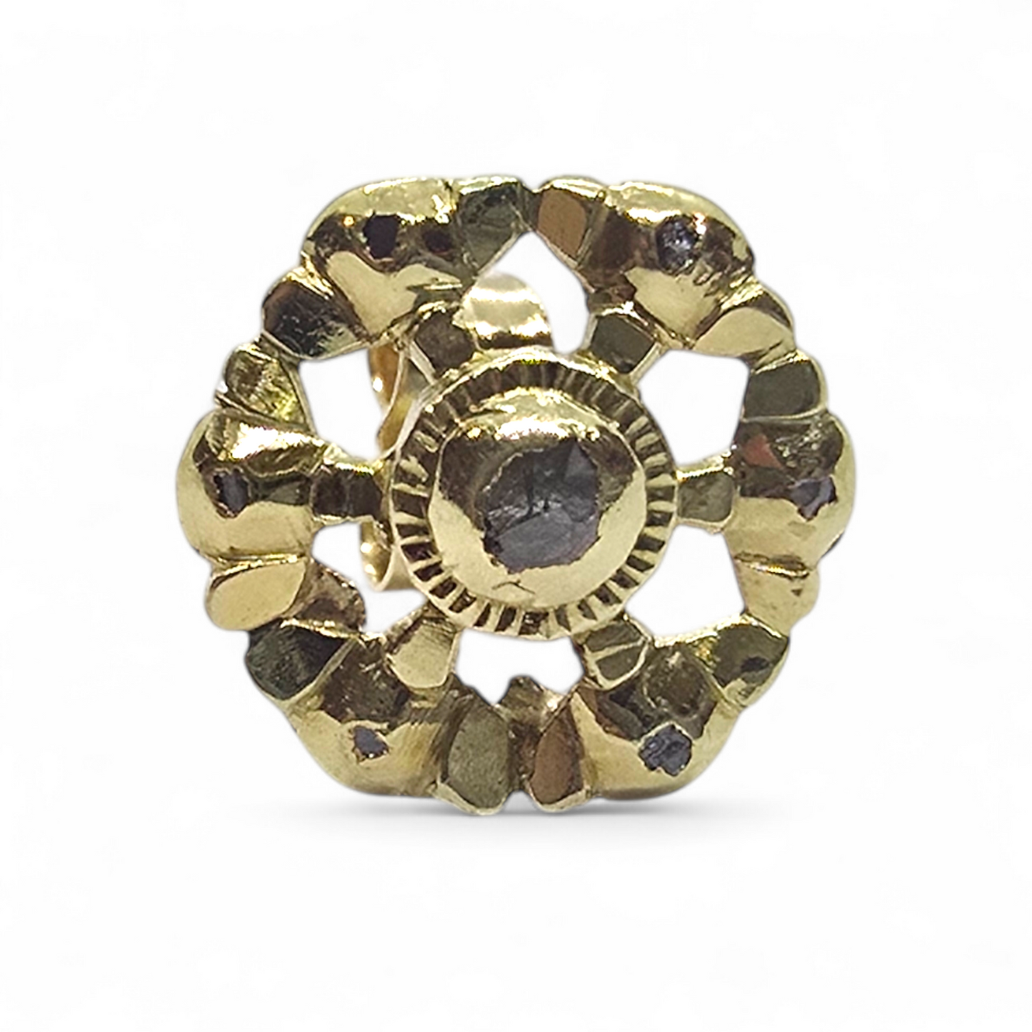 Pendientes charros en oro de 18k y diamantes naturales.
