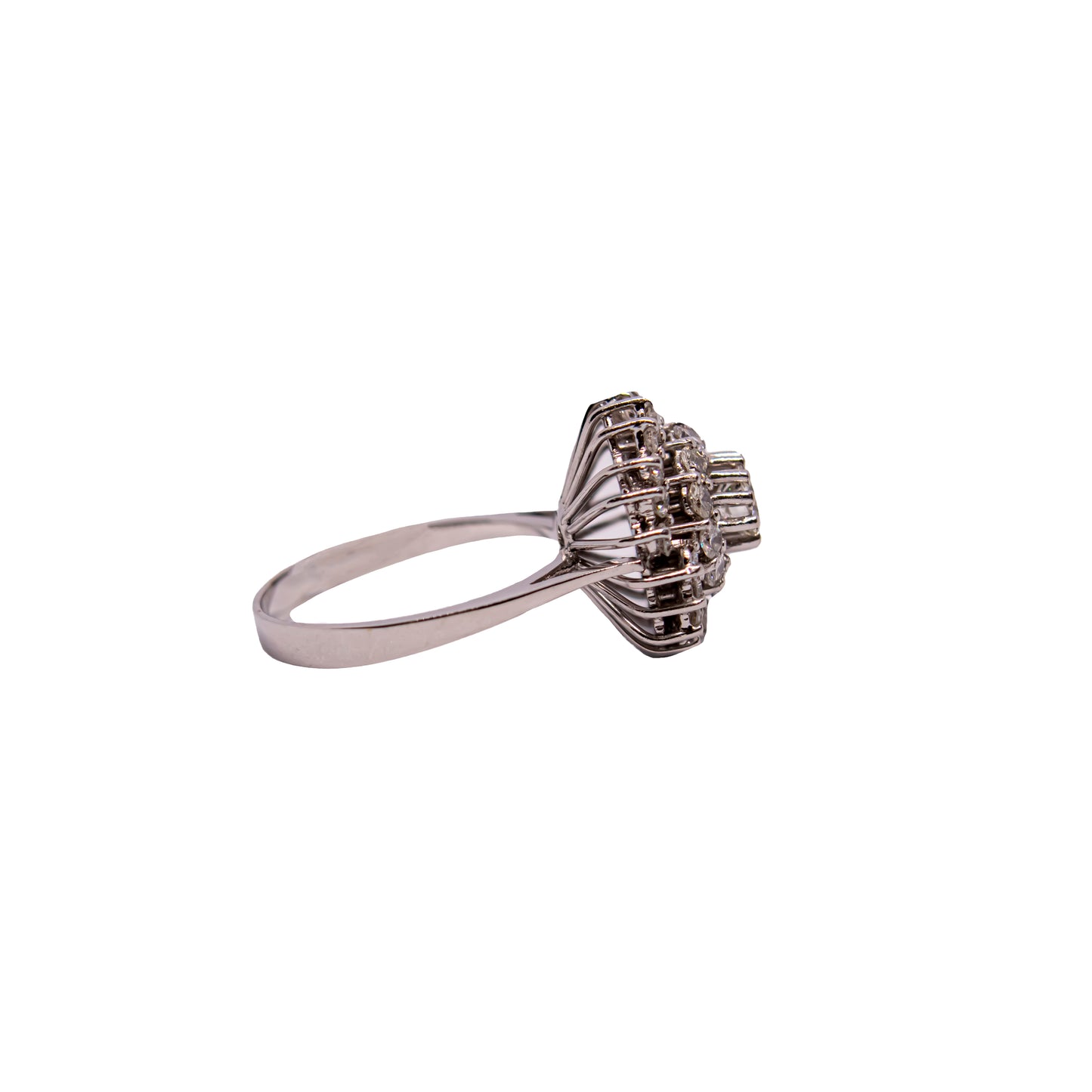 Sortija oro blanco 18 quilates y diamantes.