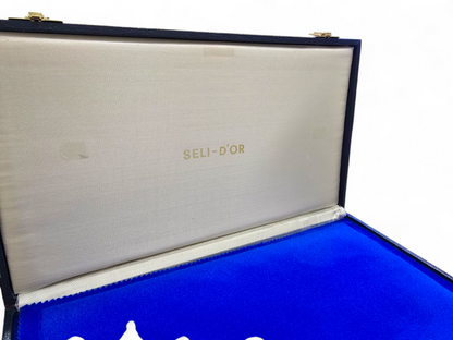 Colección Exclusiva: 16 Monedas de Plata Pura 999 de los Escudos de las Regiones de España