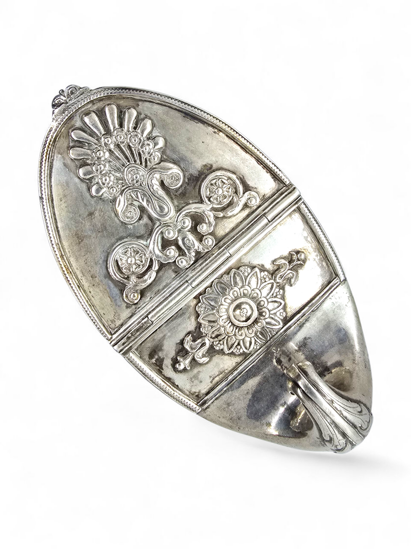 ANTIGUA NAVETA DE PLATA DEL SIGLO XIX FABRICADA EN SEVILLA