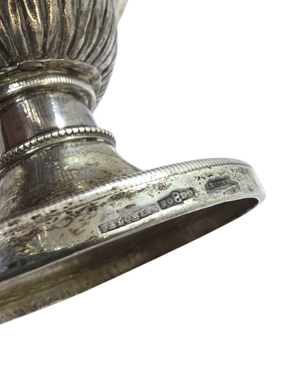 ANTIGUA NAVETA DE PLATA DEL SIGLO XIX FABRICADA EN SEVILLA