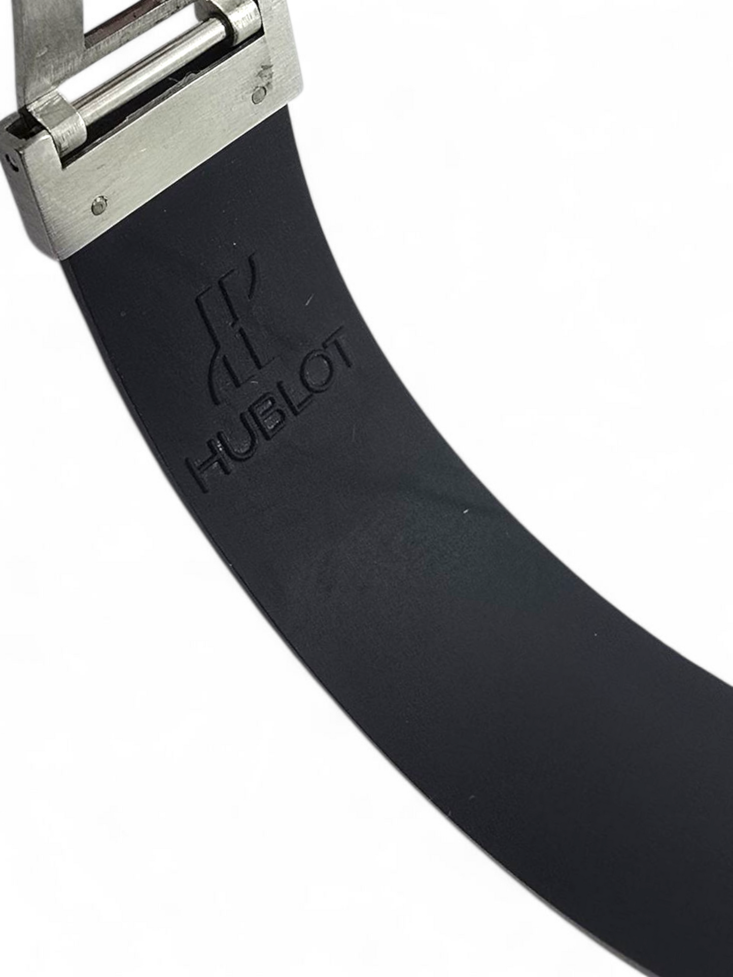 Hublot MDM Genève Classic 28 mm Diamonds – Ref. 1391L.5.054 – Señora – Excelente Estado