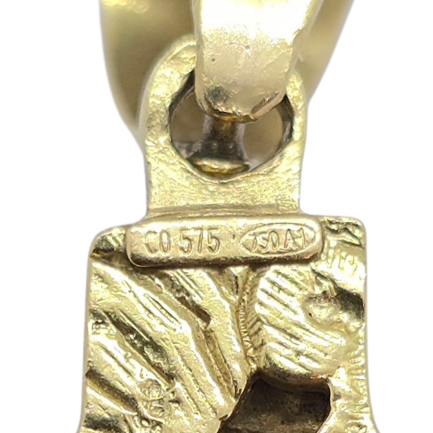 Colgante Cristo en Oro Amarillo de 18 Quilates con 3 Diamantes Naturales