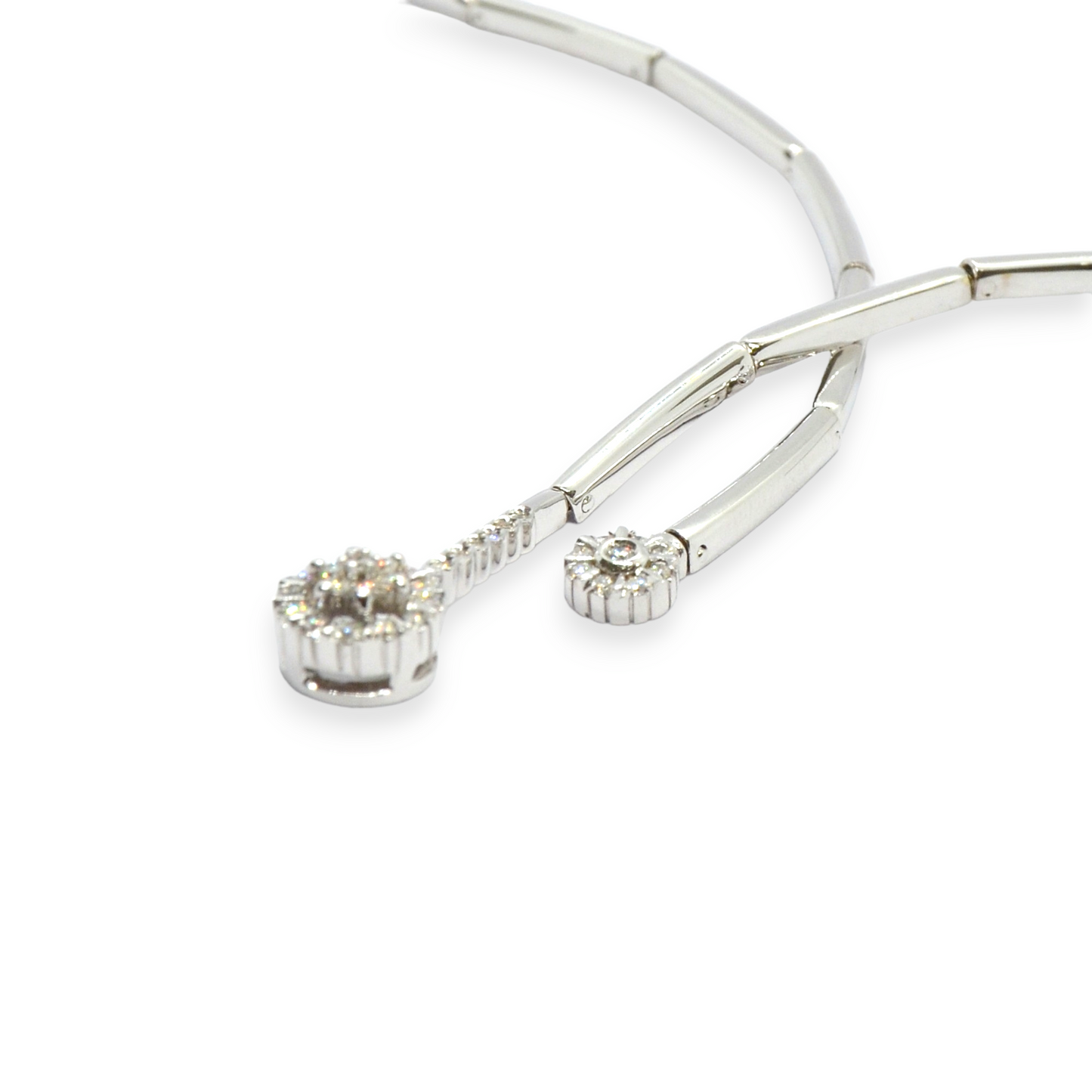 Gargantilla oro blanco 18 K y diamantes