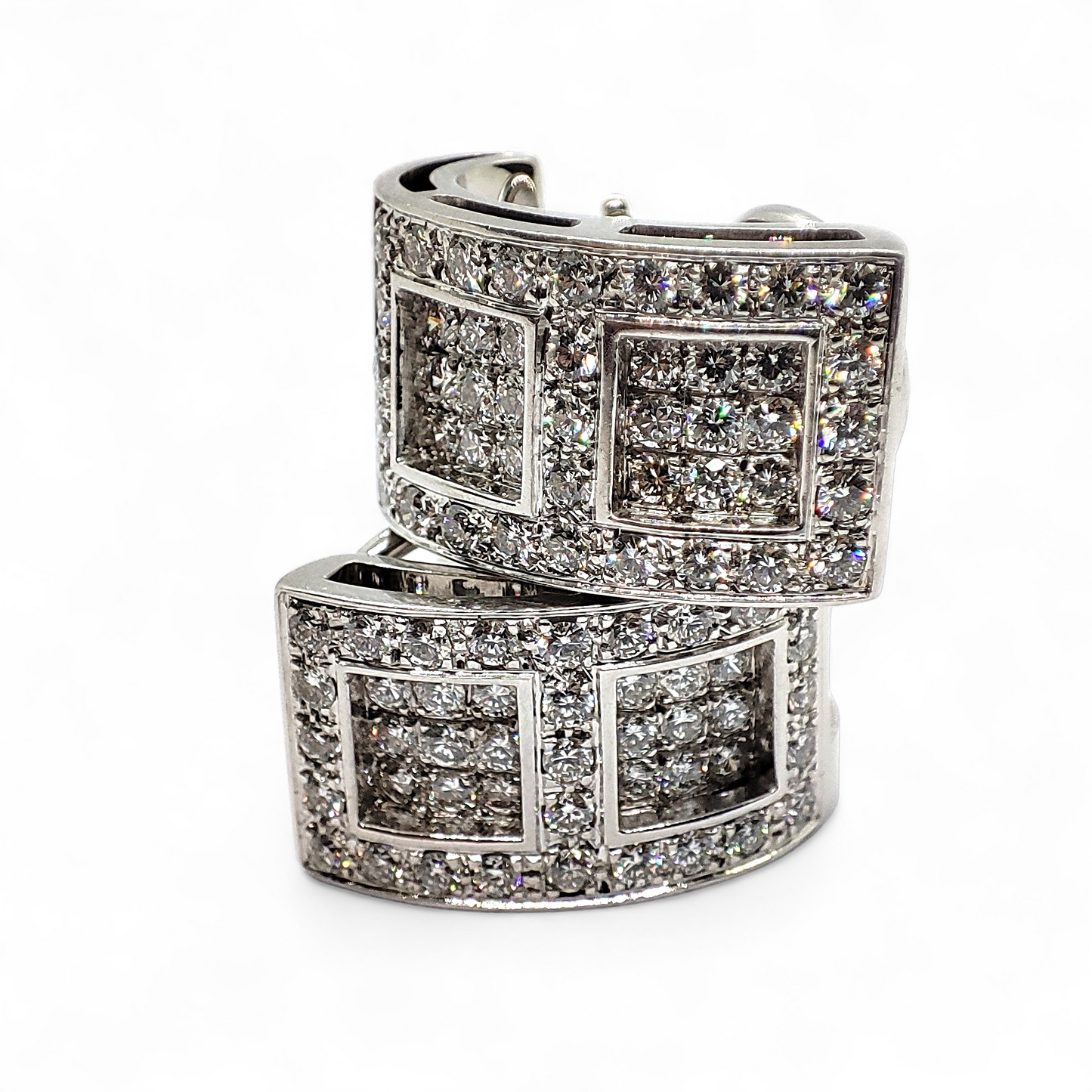 Pendientes en oro blanco de 18K y diamantes
