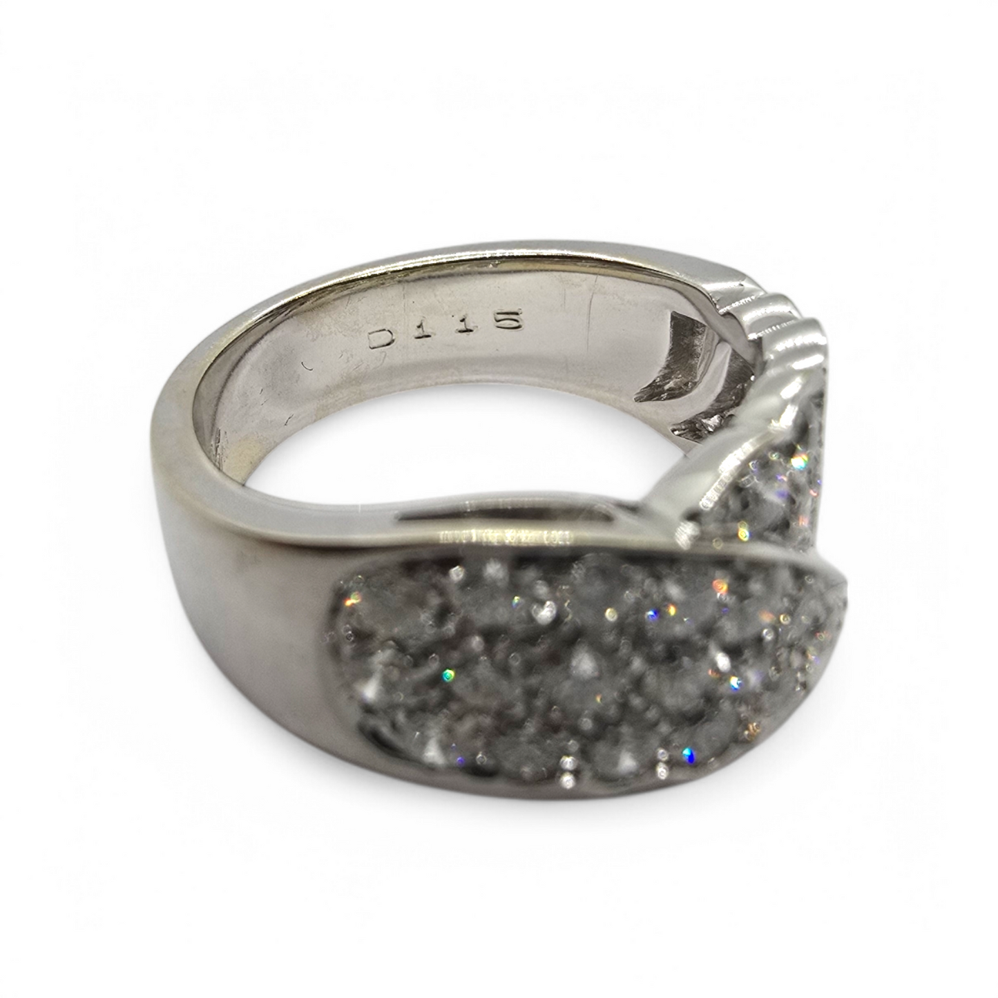 Sortija de Oro Blanco 18K con 17 Diamantes Naturales