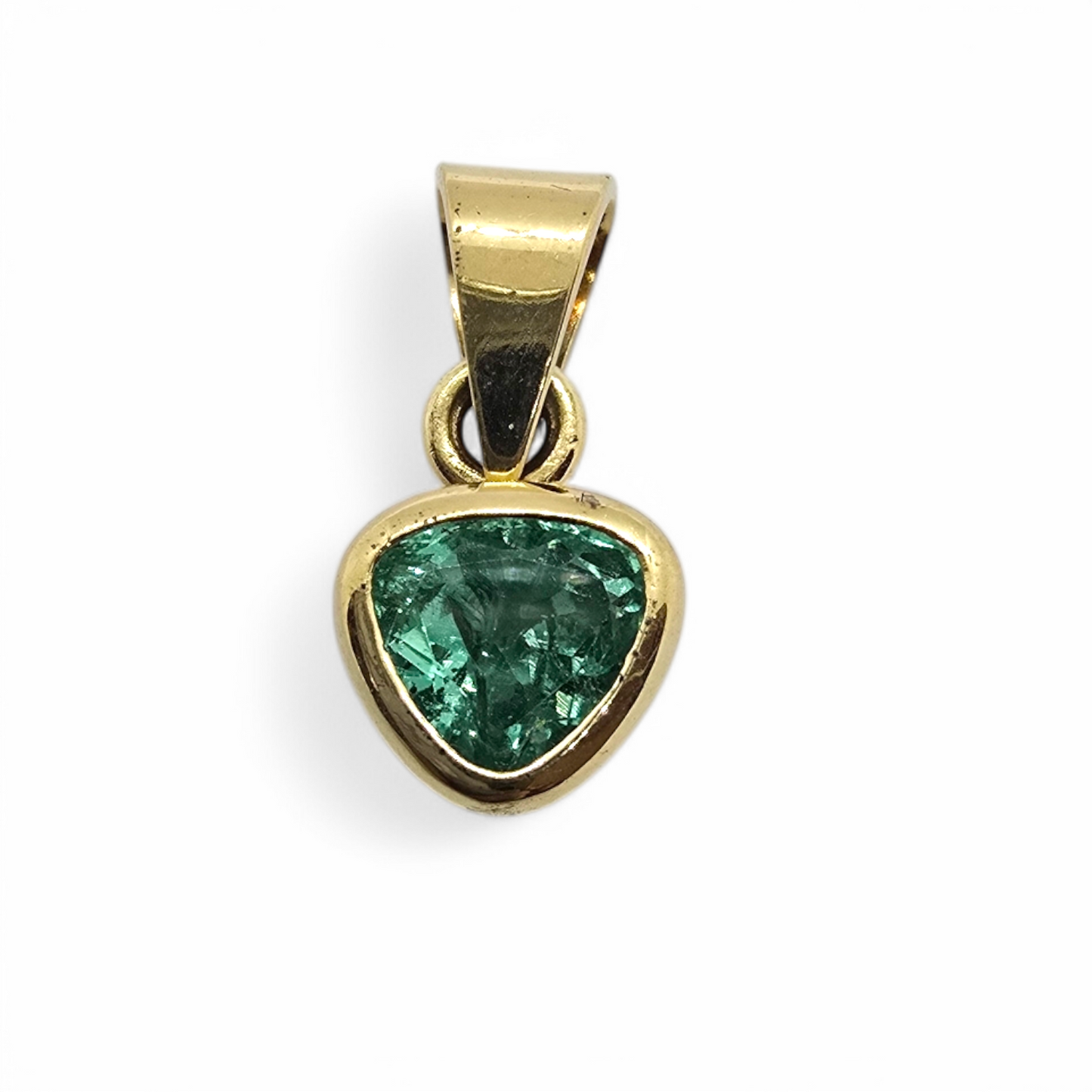 Colgante oro amarillo 18K y esmeralda.