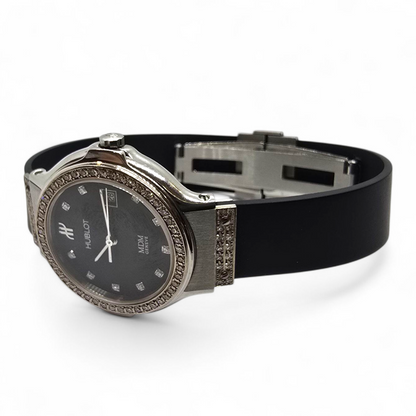 Hublot MDM Genève Classic 28 mm Diamonds – Ref. 1391L.5.054 – Señora – Excelente Estado