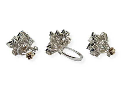 Juego de sortija y pendientes en oro blanco 18k, zafiros y diamantes.