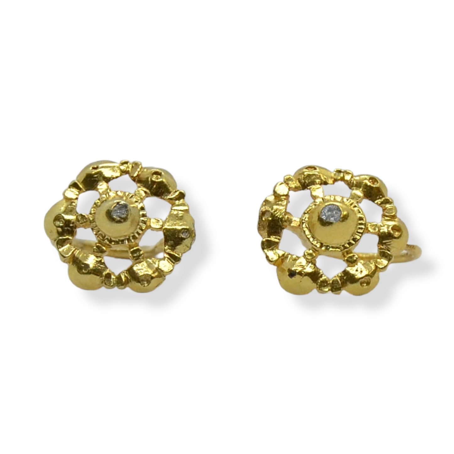 Pendientes charros en oro de 18K y diamantes.